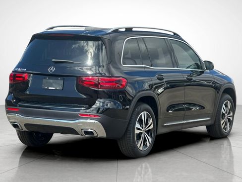New 2025 Mercedes-Benz GLB 250 image 10