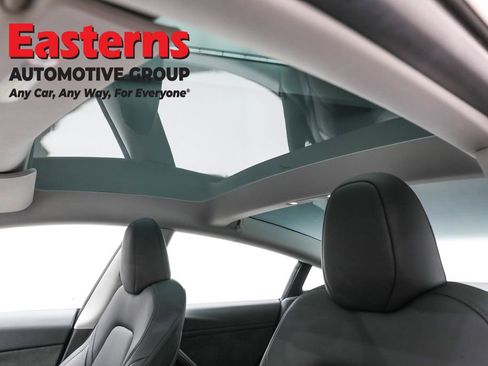 Used 2023 Tesla Model 3 Standard Range image 31