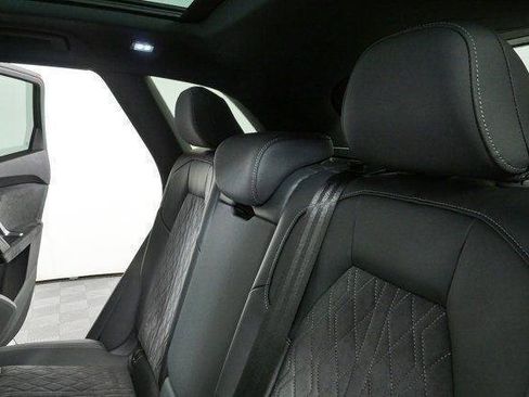 Used 2025 Audi SQ5 Premium Plus w/ Premium Plus Package AWD/4WD image 21