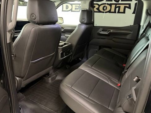 Used 2022 GMC Sierra 1500 SLT w/ SLT Convenience Package AWD/4WD image 23