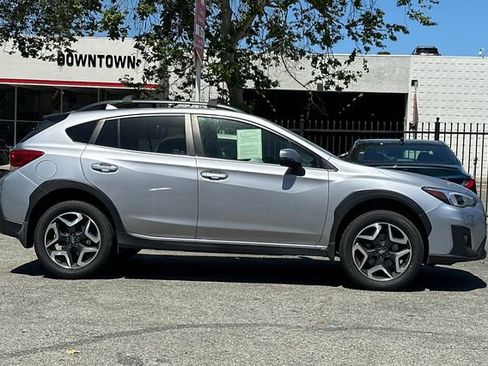 Used 2020 Subaru Crosstrek 2.0i Limited w/ Popular Package #2 AWD/4WD image 3
