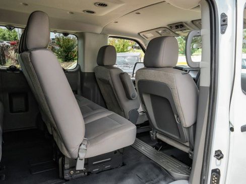 Used 2020 Nissan NV 3500 S image 33