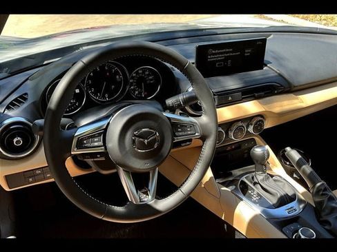 New 2025 MAZDA MX-5 Miata Grand Touring w/ Appearance Package image 34