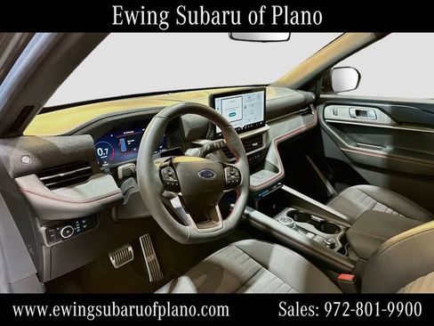 Used 2025 Ford Explorer ST-Line w/ Premium Package RWD image 9