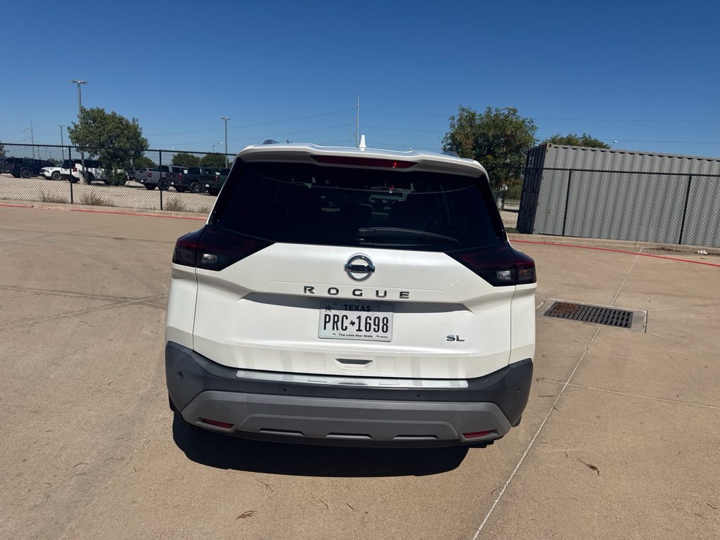 Certified 2021 Nissan Rogue SL w/ Premium Package FWD image 4