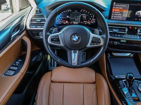 Used 2023 BMW X4 xDrive30i w/ M Sport Package image 17