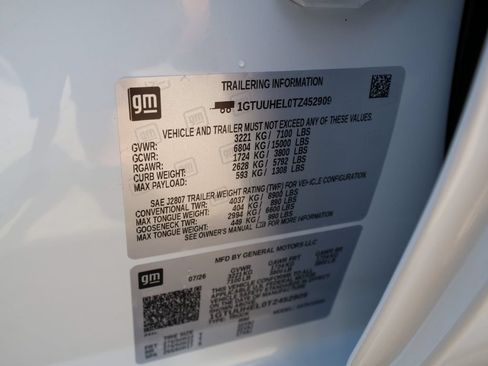 New 2026 GMC Sierra 1500 Denali Ultimate w/ LPO, Black Badging Package AWD/4WD image 39