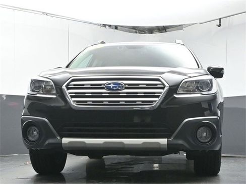 Used 2016 Subaru Outback 3.6R Limited image 36