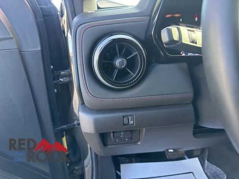 Used 2023 Chevrolet Colorado Z71 w/ Z71 Convenience Package 2 image 20