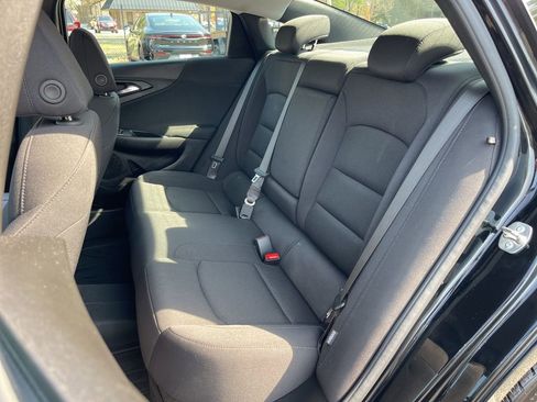Used 2025 Chevrolet Malibu LT w/ Midnight Edition image 19