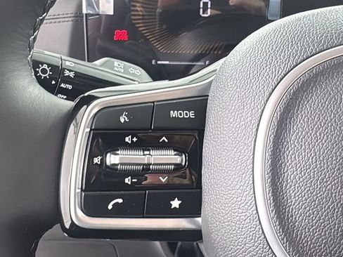 New 2026 Kia Carnival EX FWD image 26