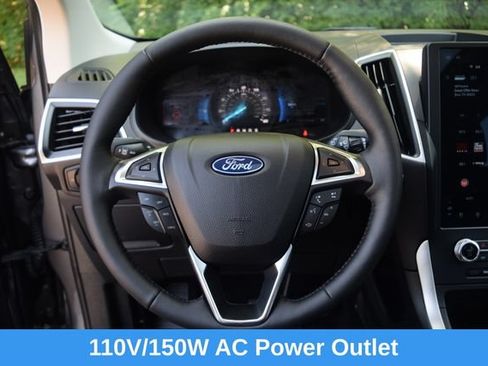 Used 2024 Ford Edge SEL w/ Convenience Package AWD/4WD image 4