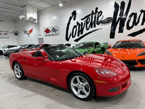 Used 2005 Chevrolet Corvette Convertible w/ Preferred Equipment Group RWD image 23