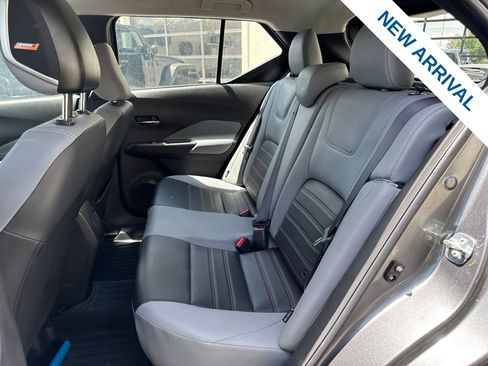 Used 2023 Nissan Kicks SR w/ SR Premium Package FWD image 14