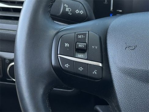 Used 2023 Ford Escape Active image 12