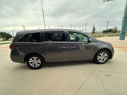 Used 2016 Honda Odyssey EX-L image 5