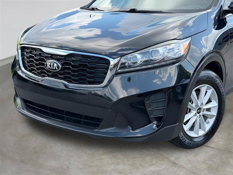 Used 2020 Kia Sorento FWD V6 image 3