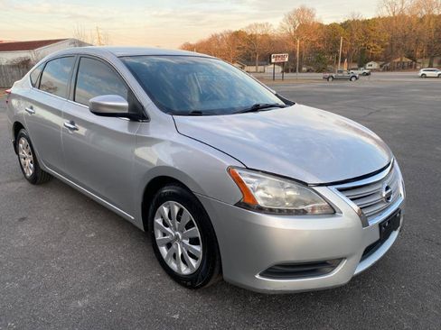 Used 2015 Nissan Sentra SV w/ Cold Weather Package image 4