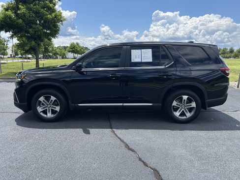 Certified 2025 Honda Pilot EX-L image 6