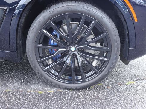 Used 2022 BMW X5 xDrive40i w/ M Sport Package AWD/4WD image 40
