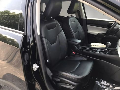 Used 2022 Jeep Compass Limited AWD/4WD image 47