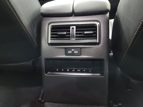 Used 2024 MAZDA CX-90 3.3 Turbo w/ Preferred Package AWD/4WD image 14