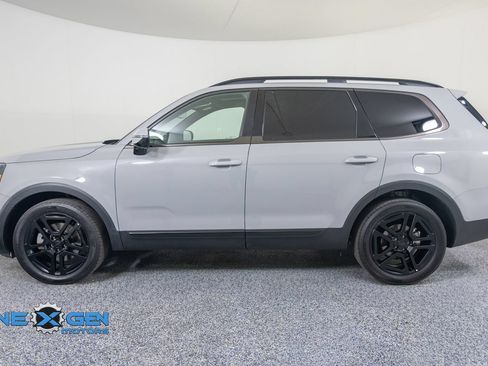Used 2025 Kia Telluride SX Prestige X-Line AWD/4WD image 9