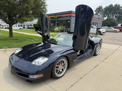 Used 1999 Chevrolet Corvette 2LT w/ Performance Handling Pkg image 1