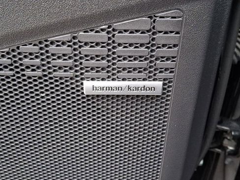 Used 2023 Subaru Solterra AWD image 27