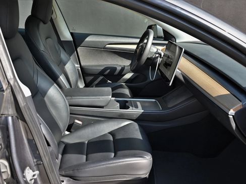 Used 2022 Tesla Model 3 RWD image 21