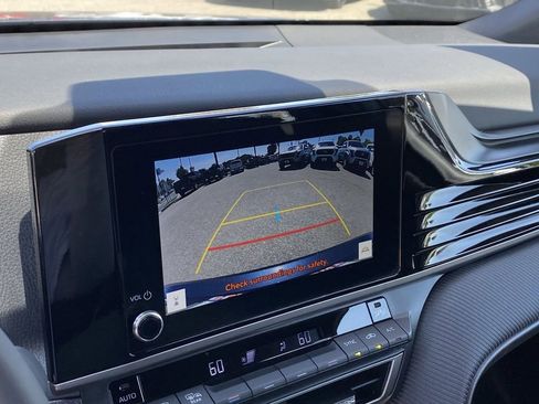 Certified 2026 Toyota Camry SE FWD image 32