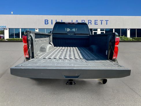 Used 2024 Chevrolet Silverado 2500 High Country w/ High Country Premium Package AWD/4WD image 27