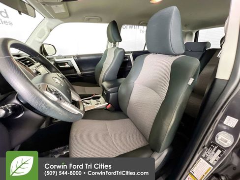Used 2019 Toyota 4Runner SR5 AWD/4WD image 24