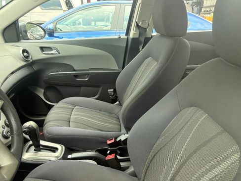 Used 2015 Chevrolet Sonic LT FWD image 17