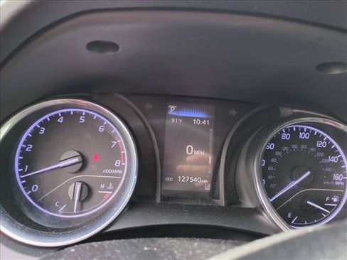 Used 2019 Toyota Camry LE FWD image 12