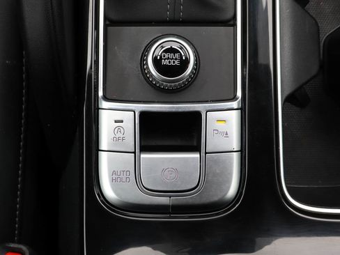 Used 2025 Kia Telluride S FWD image 23