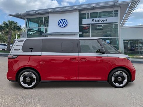 New 2025 Volkswagen ID. Buzz Pro S Plus image 3