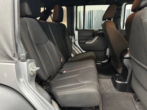 Used 2015 Jeep Wrangler Unlimited Sport w/ Quick Order Package 24S image 20