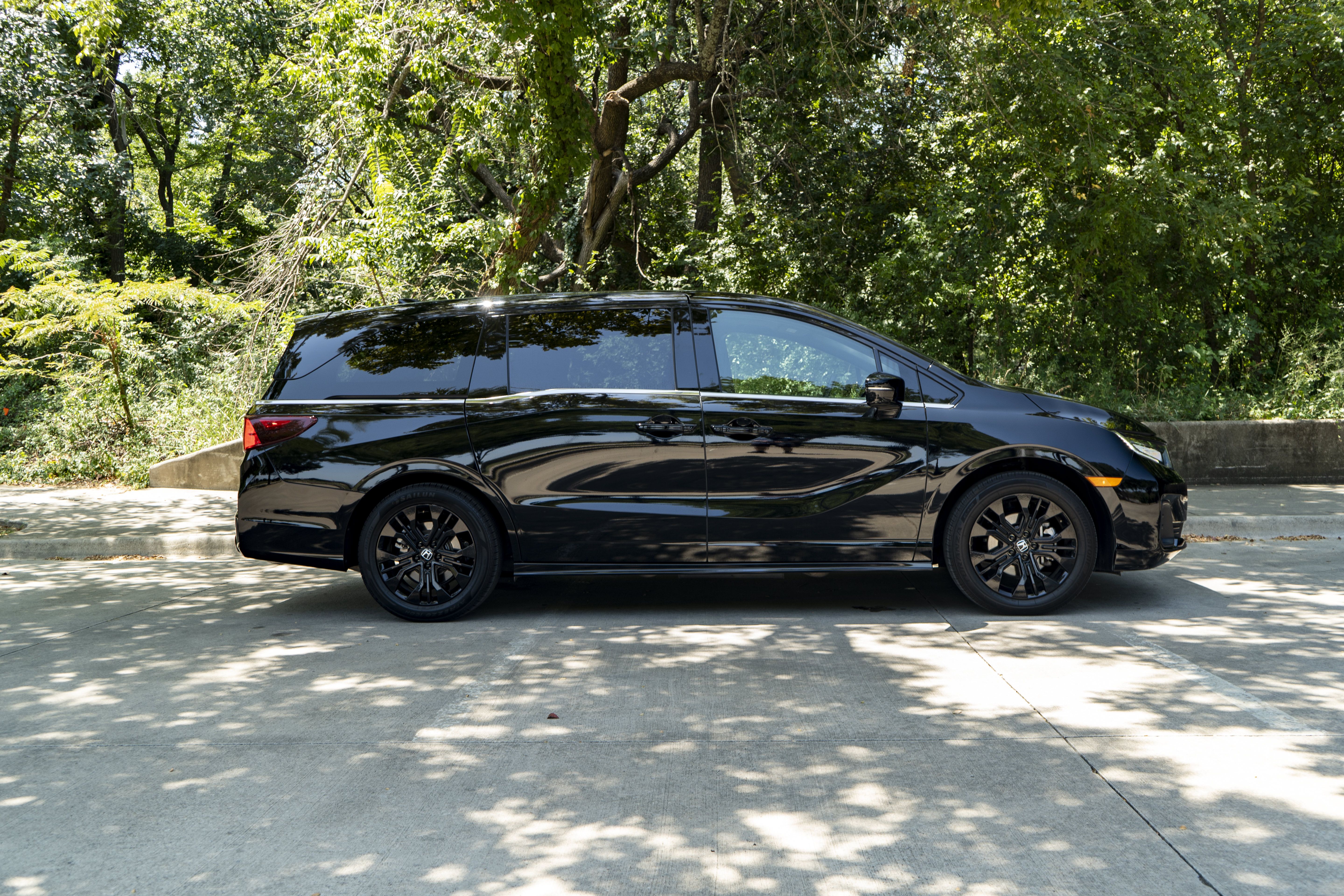 Certified 2025 Honda Odyssey Sport-L image 7