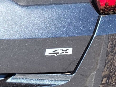 Used 2023 Kia Sorento SX image 15