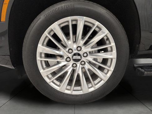 Certified 2025 Cadillac Escalade Premium Luxury w/ Touring Package AWD/4WD image 3
