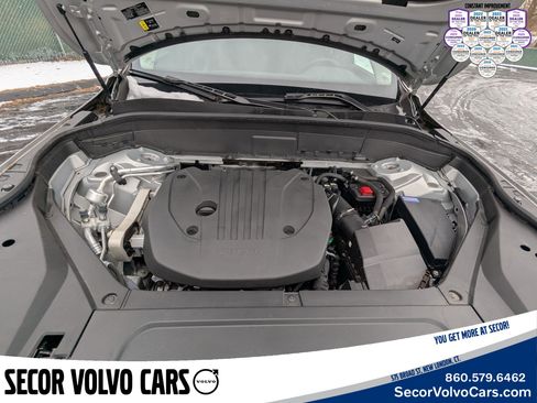 Certified 2024 Volvo XC90 B5 Plus w/ Protection Package Premier image 28