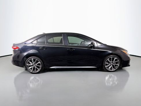 Used 2021 Toyota Corolla SE FWD image 11