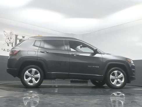 Used 2018 Jeep Compass Latitude w/ Popular Equipment Group AWD/4WD image 54