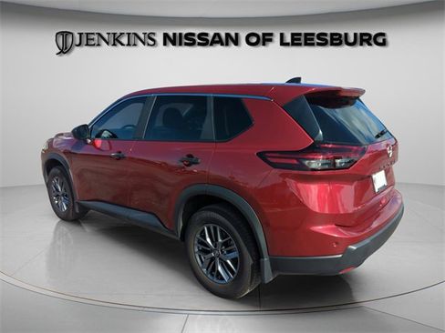 Certified 2025 Nissan Rogue S image 7