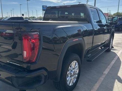 Used 2023 GMC Sierra 2500 Denali image 3
