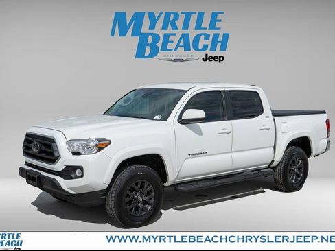 Used 2021 Toyota Tacoma SR5 image 2
