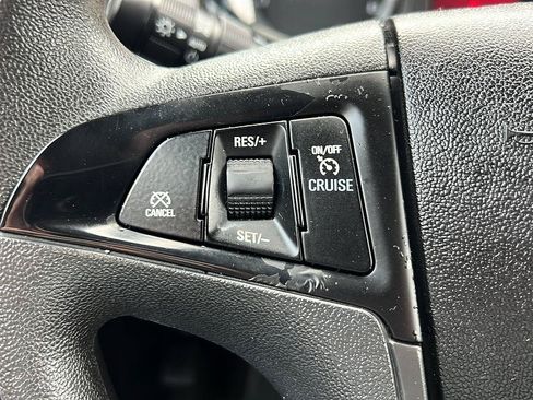 Used 2015 GMC Terrain SLE AWD/4WD image 32
