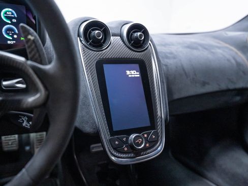 Used 2019 McLaren 600LT RWD image 15
