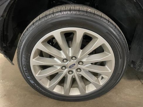 Used 2019 Ford F150 Limited image 25